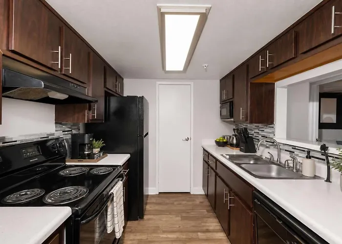 Appartement Retreat Near Asu 2 Bedroom Pools Gym Parking Pet-friendly Tempe