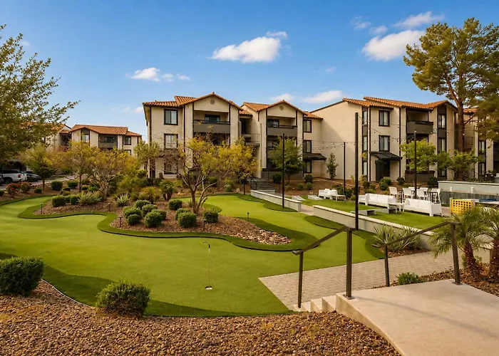Apartment Retreat Near Asu 2 Bedroom Pools Gym Parking Pet-friendly