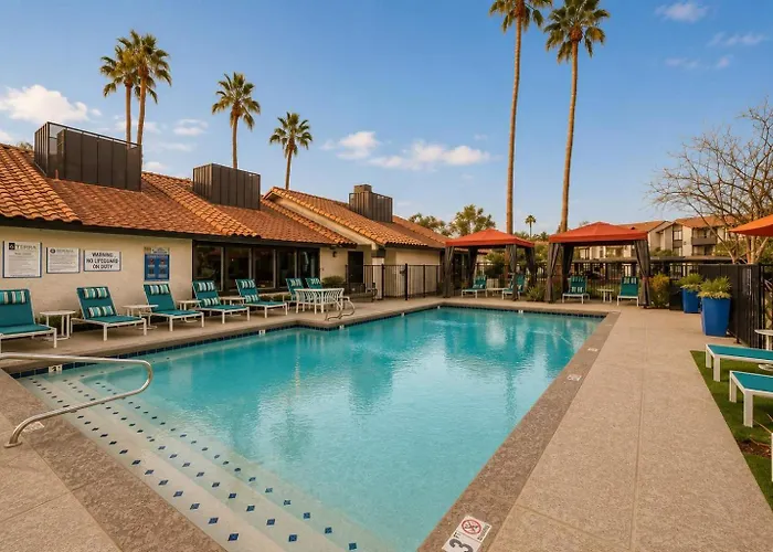 Retreat Near Asu 2 Bedroom Pools Gym Parking Pet-friendly Appartement Tempe