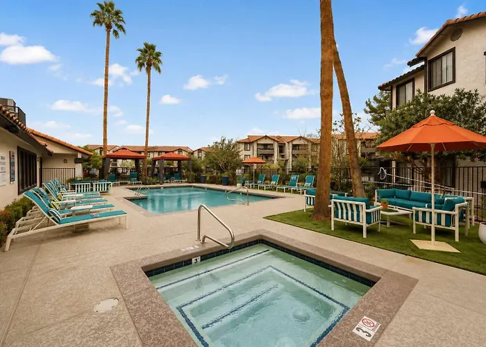 Retreat Near Asu 2 Bedroom Pools Gym Parking Pet-friendly Appartement Tempe